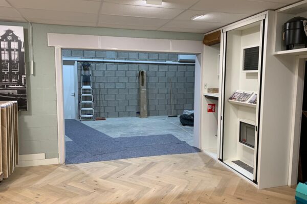 Refracon Bouw Velsen-Noord Ombouw showroom Parketmeester Hoogland Vloeren